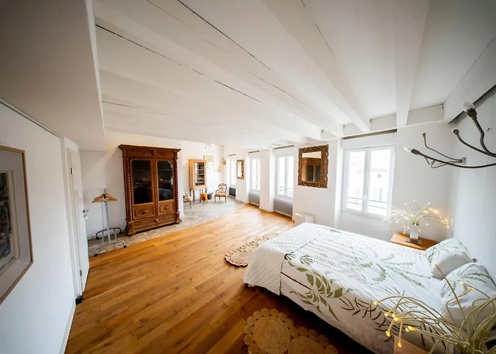 Maison D'exception Au Coeur Du Village *