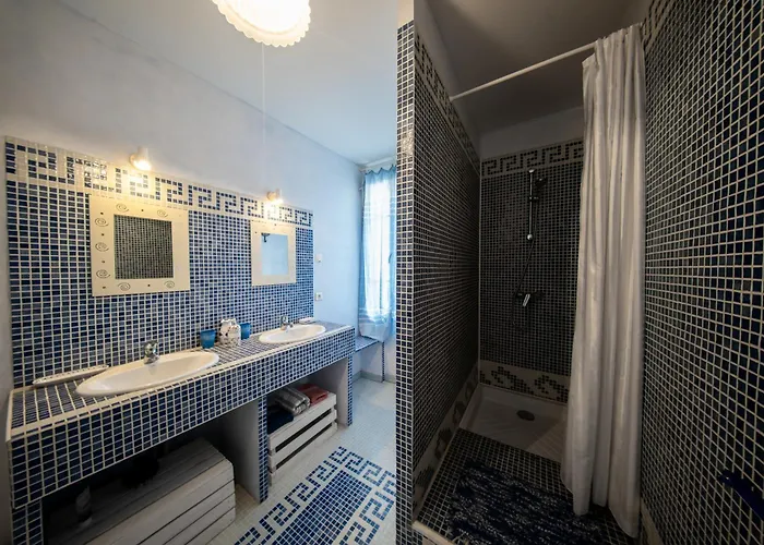 Maison D'exception Au Coeur Du Village * 그륏상