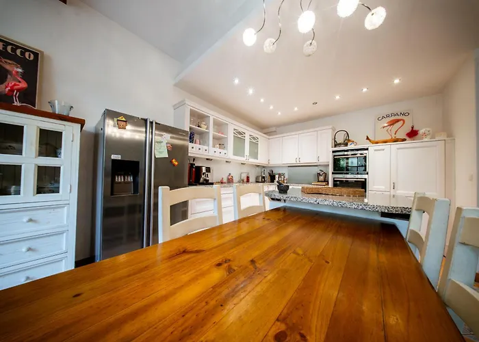 Maison D'exception Au Coeur Du Village *