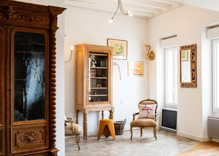 Maison D'exception Au Coeur Du Village * 그륏상